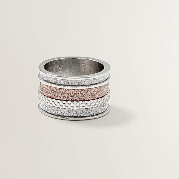 Two Tone Wide Ring - Size 8 - Picture 2 of 3